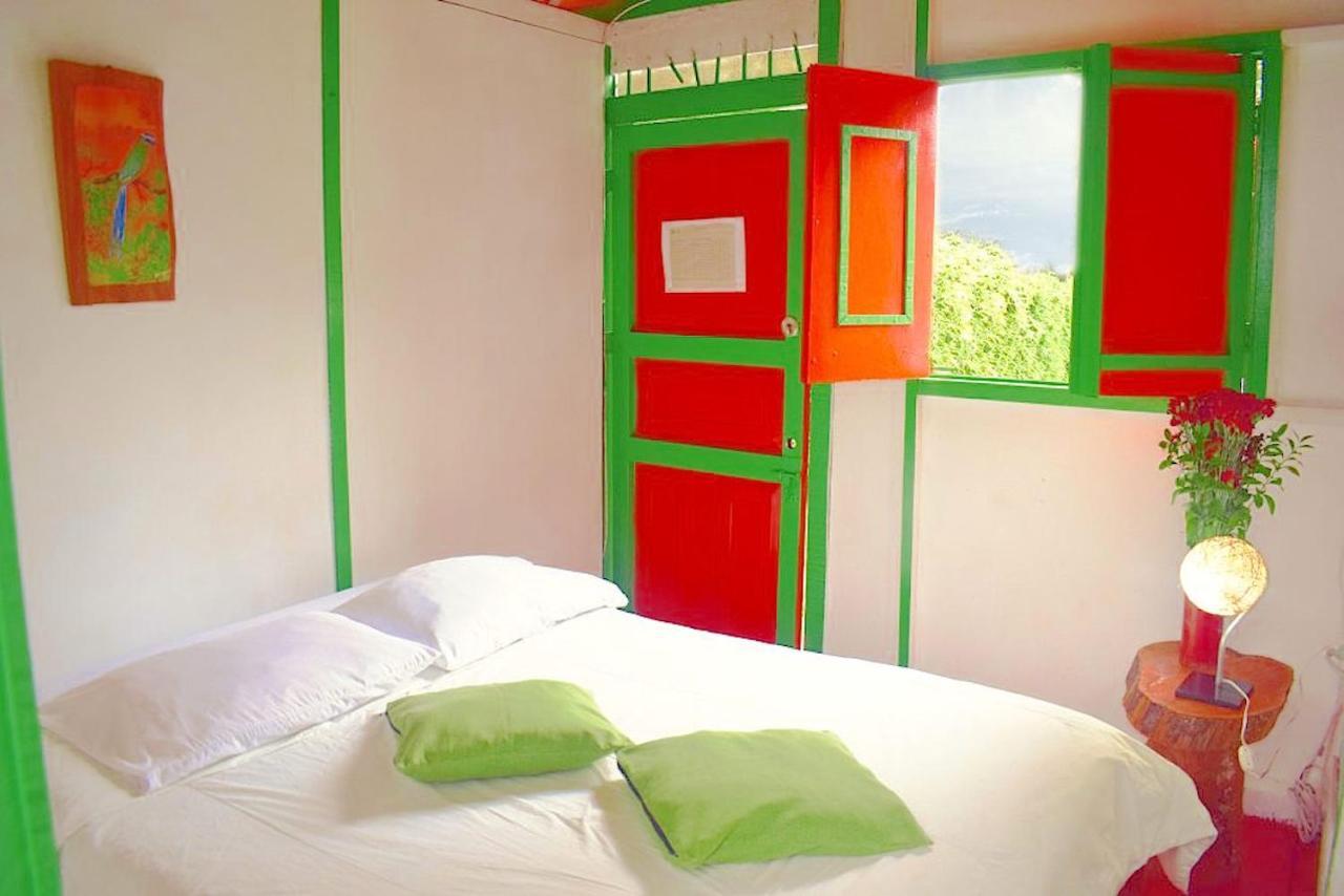 Hostal Estrella De Agua ซาเลนโต ภายนอก รูปภาพ