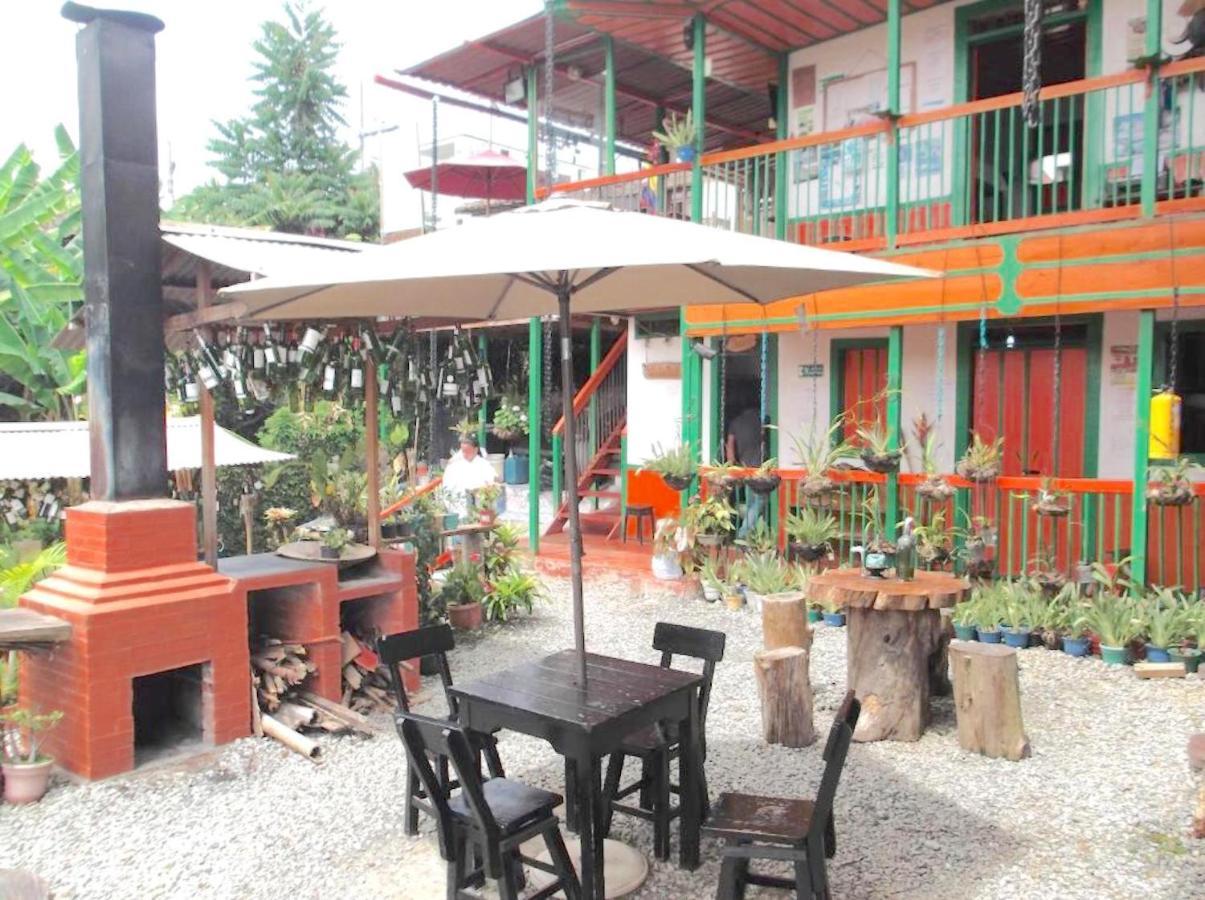 Hostal Estrella De Agua ซาเลนโต ภายนอก รูปภาพ