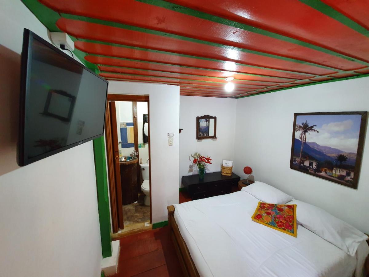 Hostal Estrella De Agua ซาเลนโต ภายนอก รูปภาพ