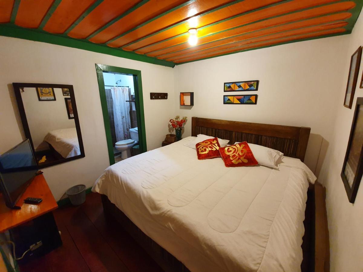 Hostal Estrella De Agua ซาเลนโต ภายนอก รูปภาพ