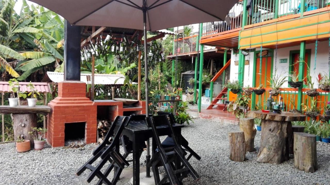 Hostal Estrella De Agua ซาเลนโต ภายนอก รูปภาพ