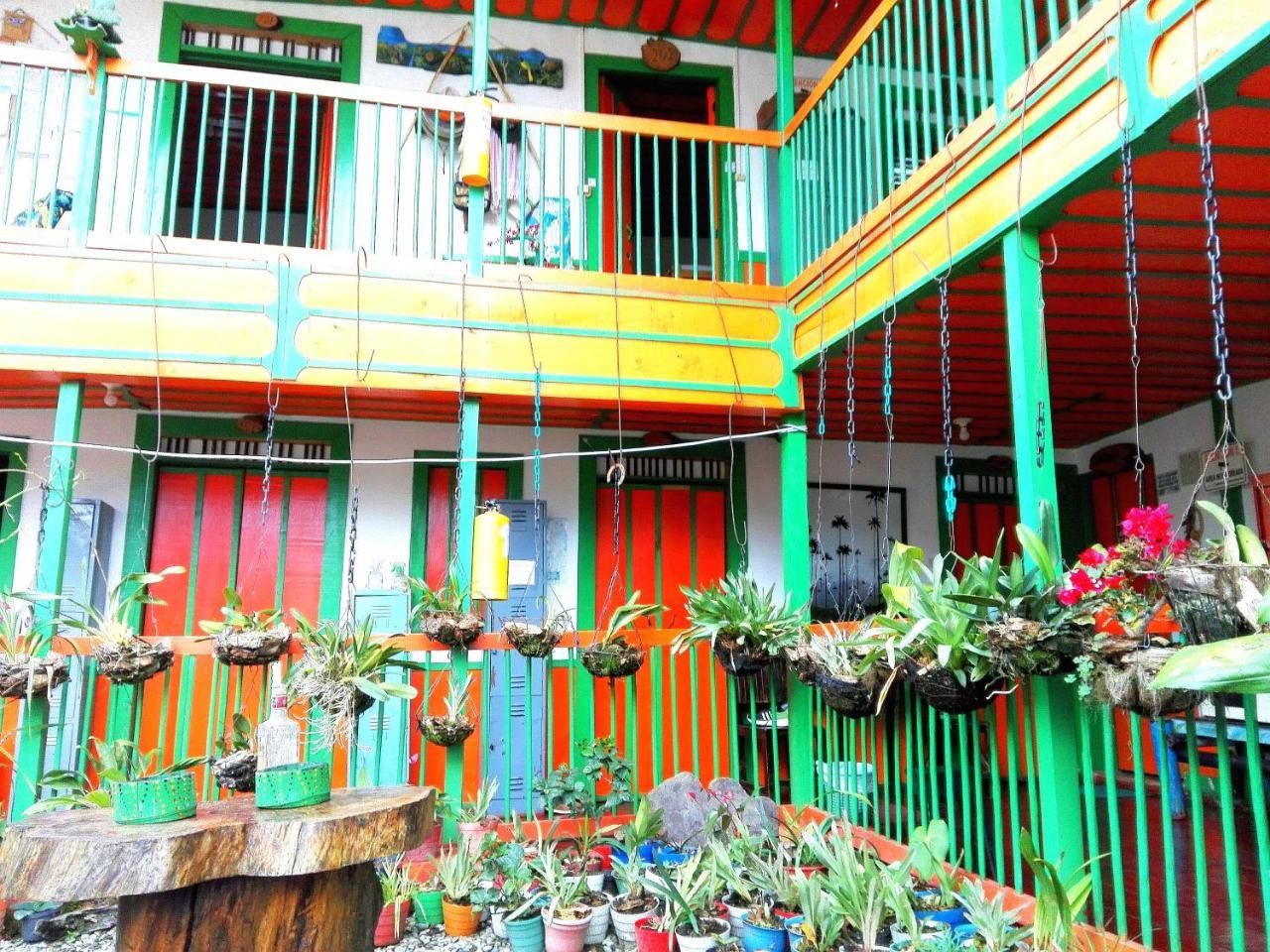 Hostal Estrella De Agua ซาเลนโต ภายนอก รูปภาพ